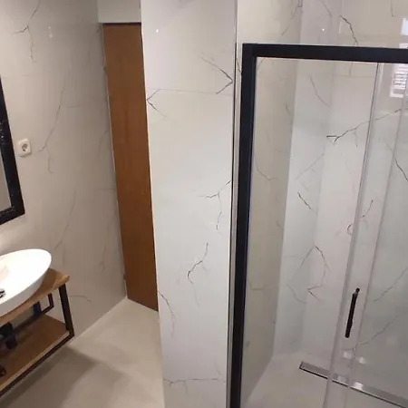 Apartament Antisin *